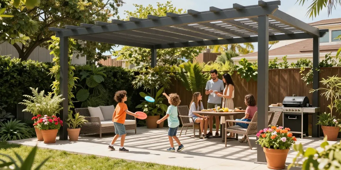 Terrassenüberdachungen schützen die Familie beim Grillen im Garten.